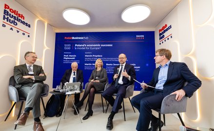 Davos: gratulacje i przestrogi dla Polski