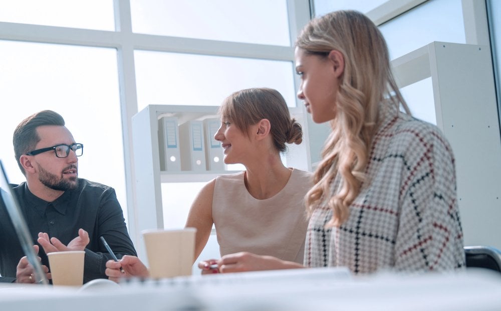 Pakiety medyczne dla firm – jak wpływają na absencję i produktywność pracowników?