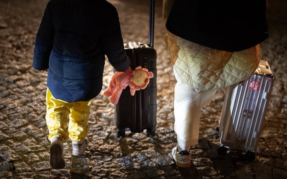 W piątek nad ranem 109 osób wróciło do Polski dwoma samolotami Sił Powietrznych