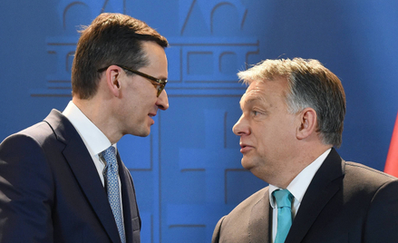 Orban szantażuje Unię Europejską. „Remis po dogrywce. Przed nami karne”