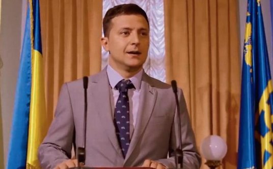 2016. Serialowy kostium pozwolił uwierzyć większości Ukraińców, że telewizyjna fikcja z udziałem akt