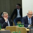 Posłowie PiS Tadeusz Cymański i Kazimierz Smoliński podczas posiedzenia sejmowej Komisji Sprawiedliw