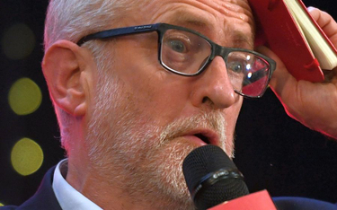 „Nowym przywódcą Partii Pracy nie może być Corbyn bez brody”