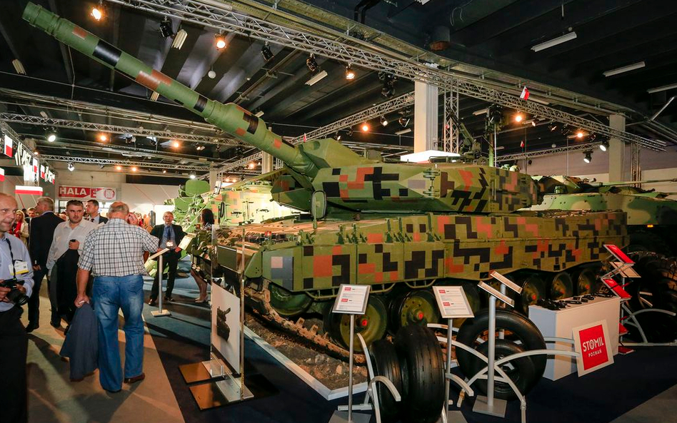 Leopard przyciągał uwagę podczas wystawy w Kielcach