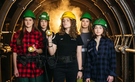 Uczennice szkół patronackich KGHM – firma wspiera różnorodność w miejscu pracy