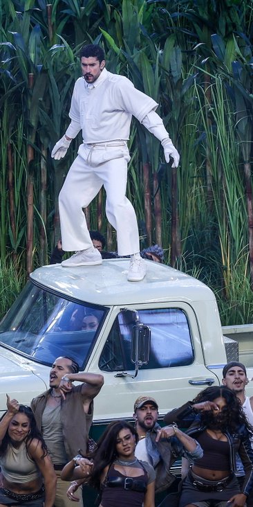 31- letni Benito Antonio Martínez Ocasio przyjął pseudonim artystyczny Bad Bunny.