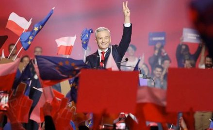 – My nie chcemy wojny, chcemy wspólnie zbudować Polskę naszych marzeń – zadeklarował na warszawskim 