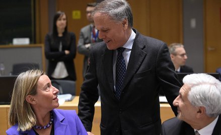 Włosi rozmawiają w Brukseli Federica Mogherini i szef MSZ Enzo Moavero Milanesi