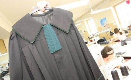 Ograniczony nadzór ministra