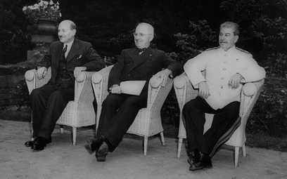 Od 17 lipca do 2 sierpnia 1945 r. w Poczdamie odbyła się konferencja przywódców trzech zwycięskich m