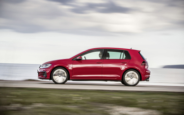 Sprzedaż aut w Europie: VW i Jeep idą na rekord