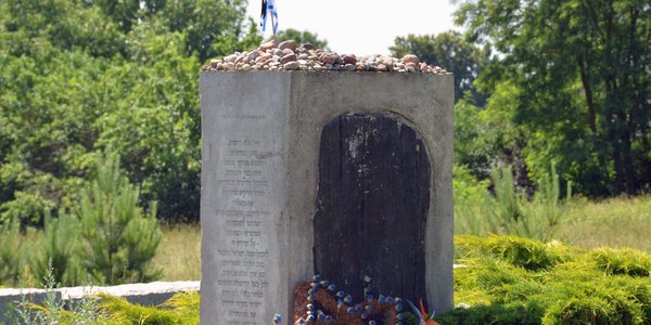 85. rocznica zbrodni w Jedwabnem — negacjoniści głośniejsi niż prawda