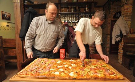 Metrowa pizza ze