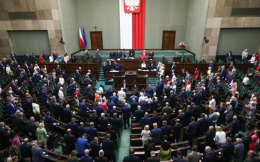 PoNa rozpoczynającym się dwudniowym posiedzeniu Sejm zajmie się m.in. projektem ustawy zwiększającym