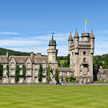 Zamek Balmoral jest udostępniony do zwiedzania tylko przez kilka miesięcy w roku i najczęściej jest 