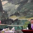 Xi Jinping i Nikołaj Patruszew (drugi z lewej) w czasie spotkania w Pekinie