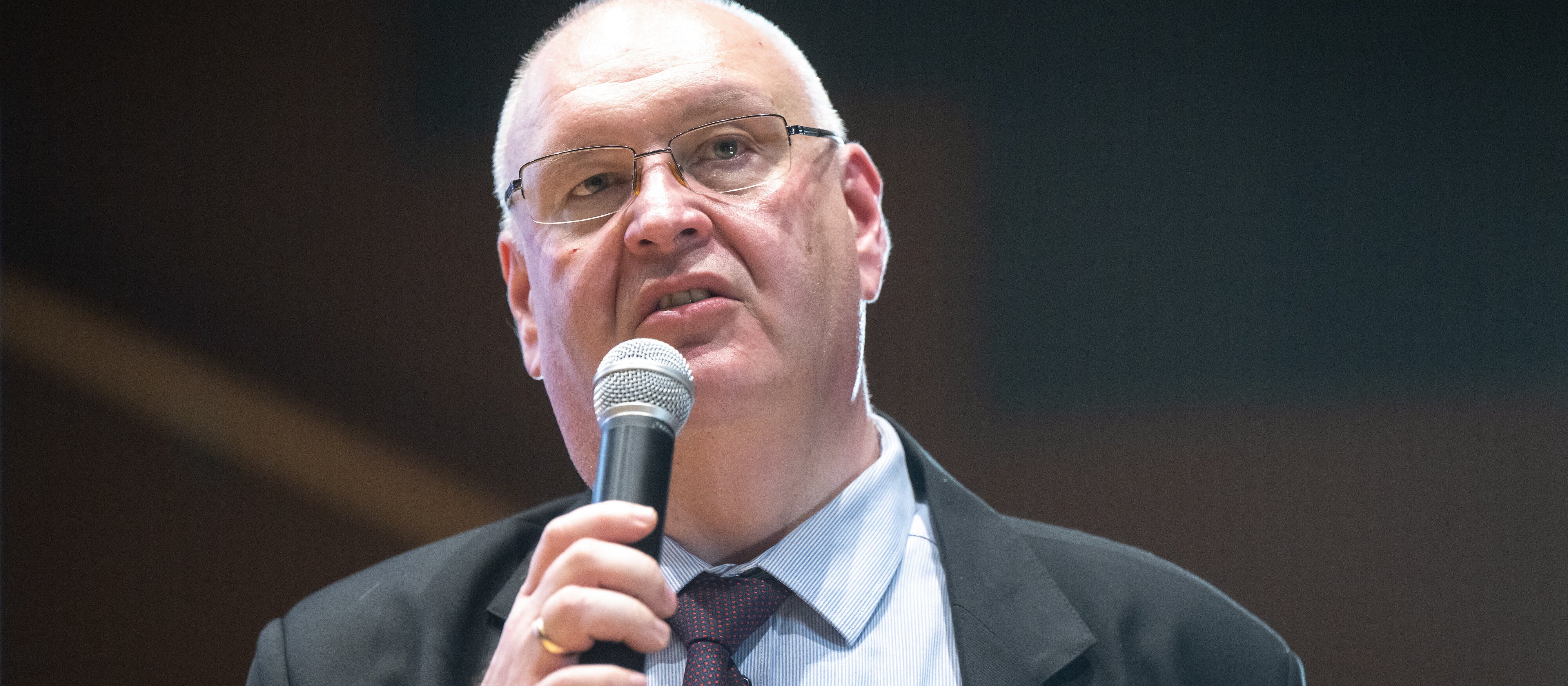 Bogdan Święczkowski reaguje na wniosek Waldemara Żurka. „Kompromitująca nieznajomość prawa"