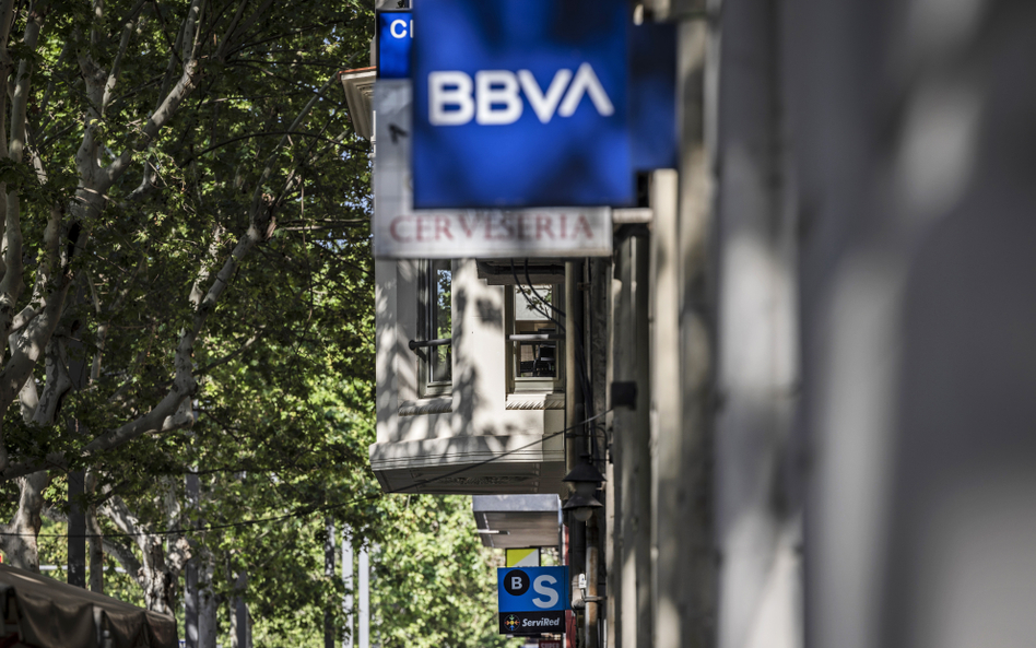 Wrogie przejęcie w Hiszpanii. BBVA chce przejąć Banco Sabadell. Cios dla Santandera