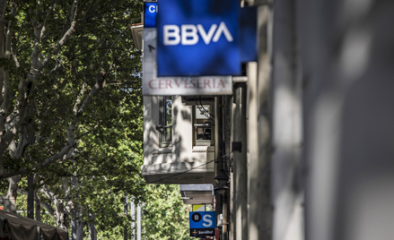 Wrogie przejęcie w Hiszpanii. BBVA chce przejąć Banco Sabadell. Cios dla Santandera