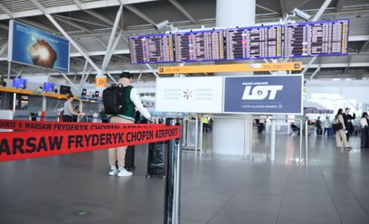 Lotnisko Chopina wyłączyło z ruchu jedną z dróg startowych