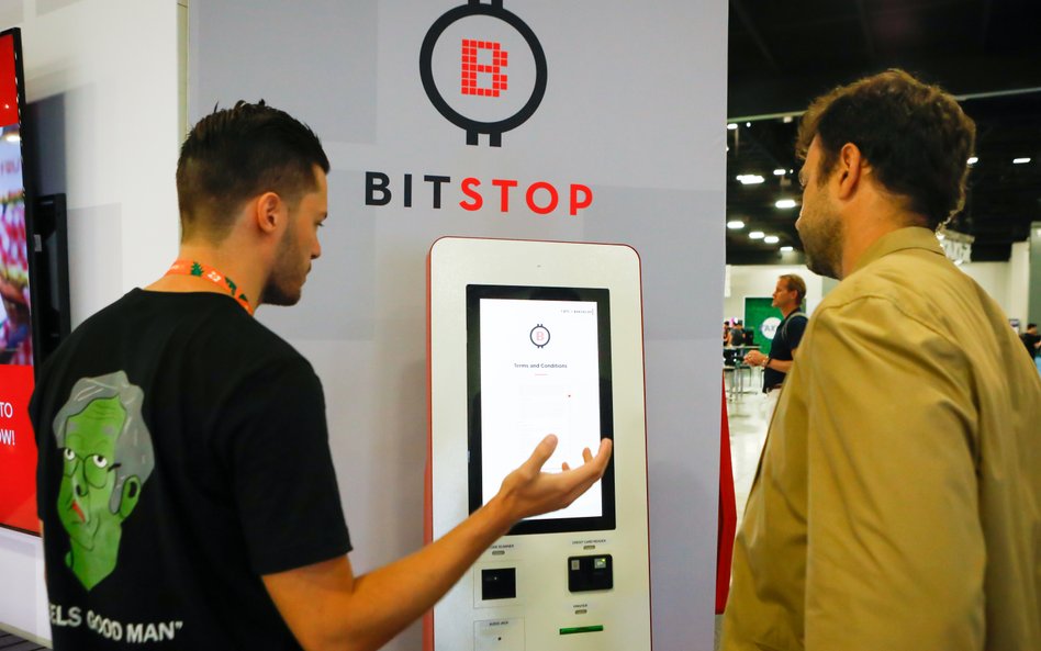 Bankomaty bitcoinowe żerują na klientach?