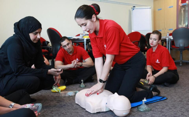 Emirates inwestuje w szkolenia medyczne