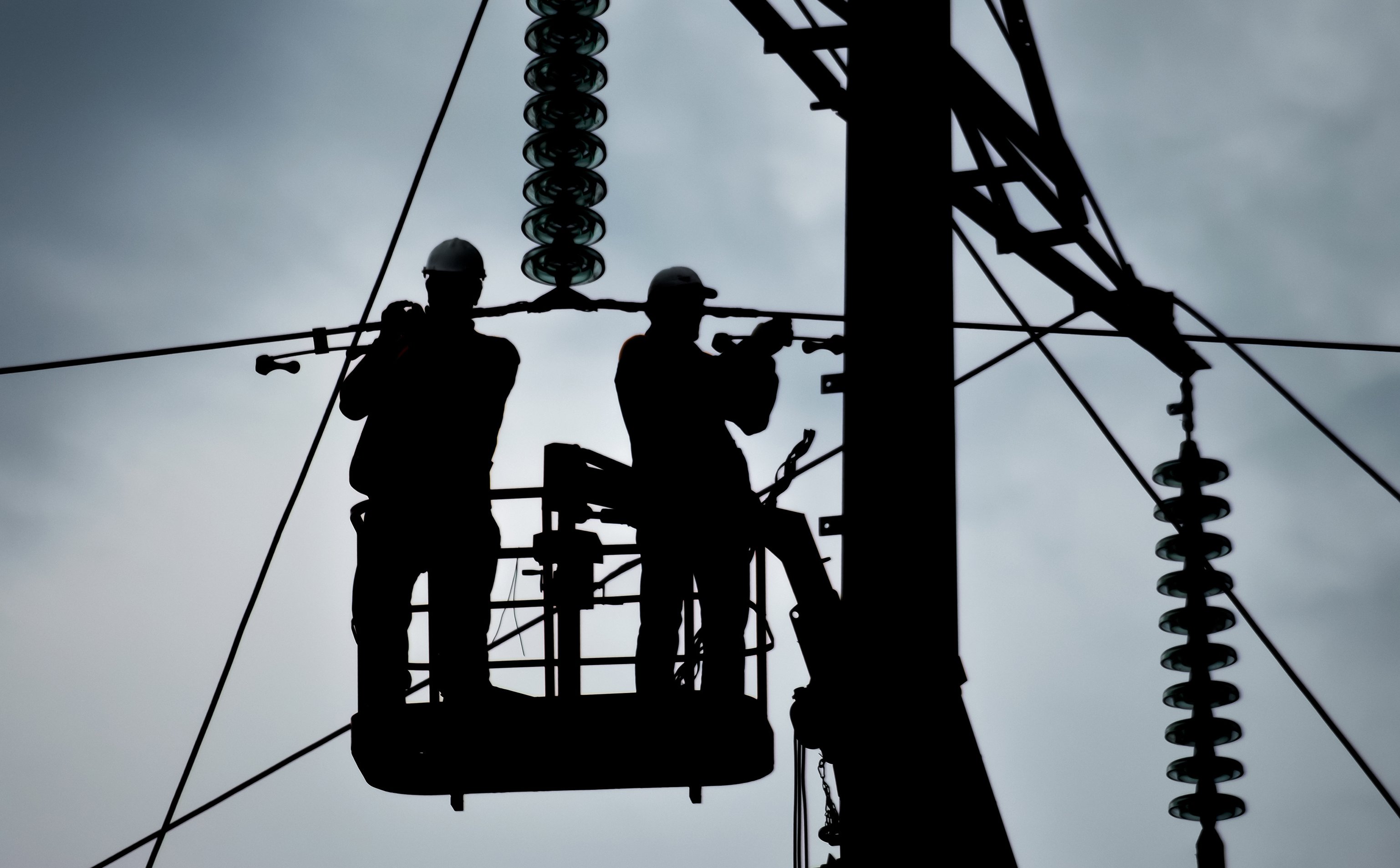 Większe dopłaty do energii i wyższy CIT. Rząd przyjął projekt ustawy pomocowej