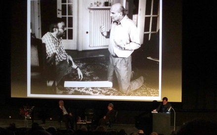 Martin Pollack i Ryszard Kapuściński na fotografii archiwalnej