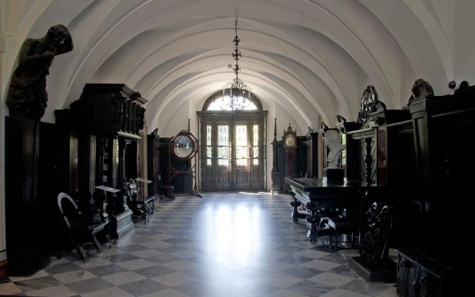 Pałac w Nieborowie, sień główna