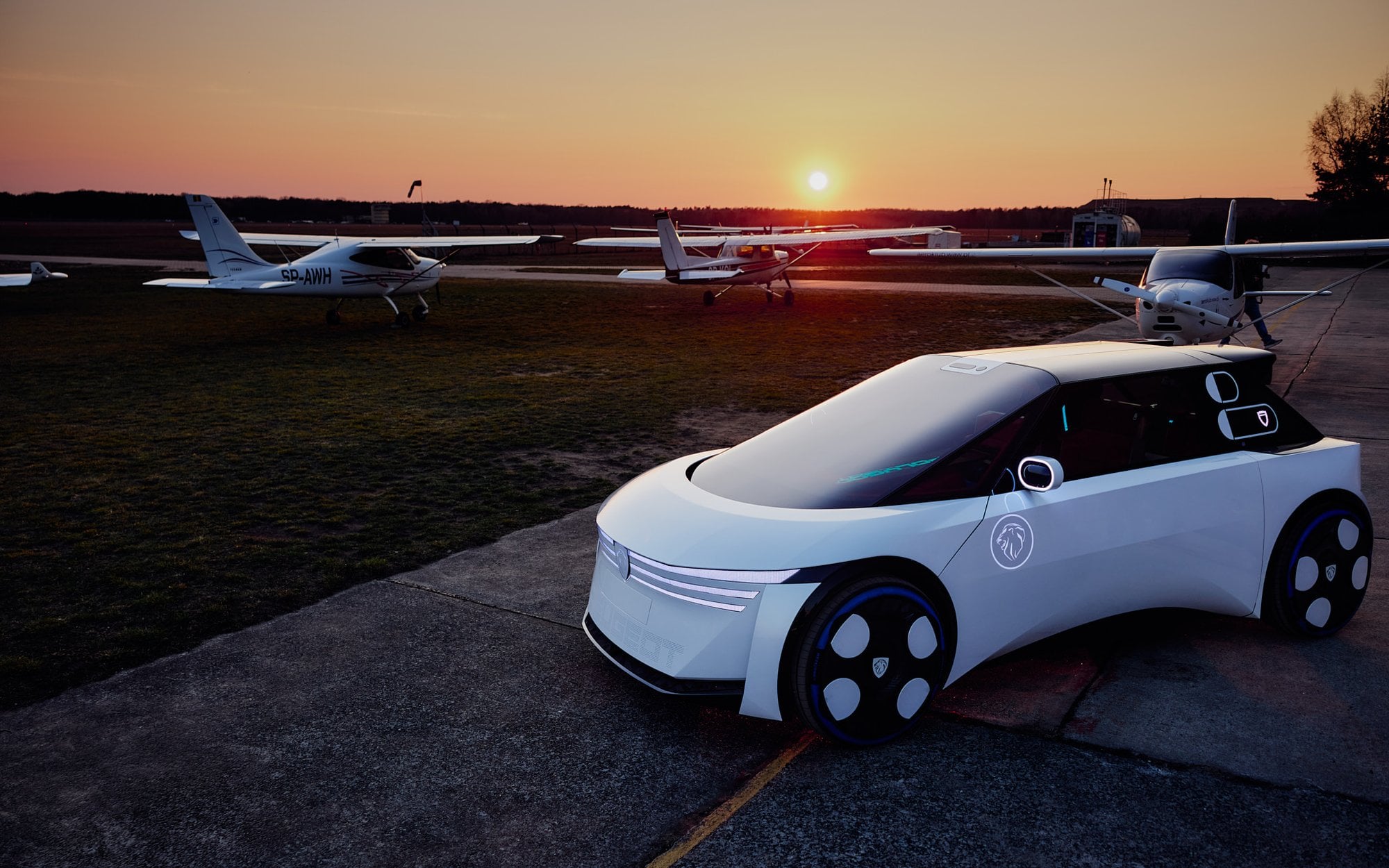 Polygon Concept: Peugeot w 2027 r. zrezygnuje z połączenia kierownicy z kołami