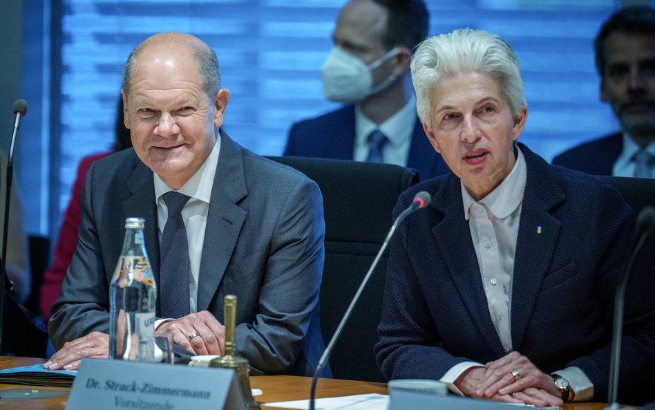 Olaf Scholz i Marie-Agnes Strack-Zimmermann