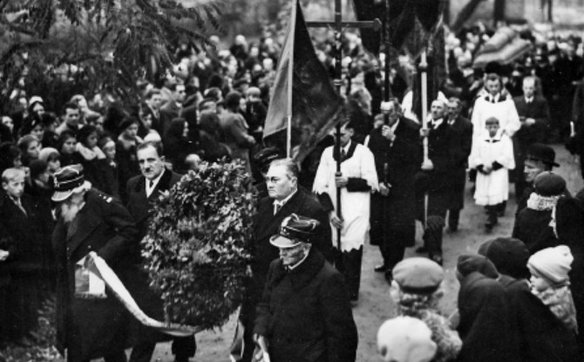 Przeniesienie prochów na warszawskie Powązki jednego z dowódców powstania styczniowego generała Edmu