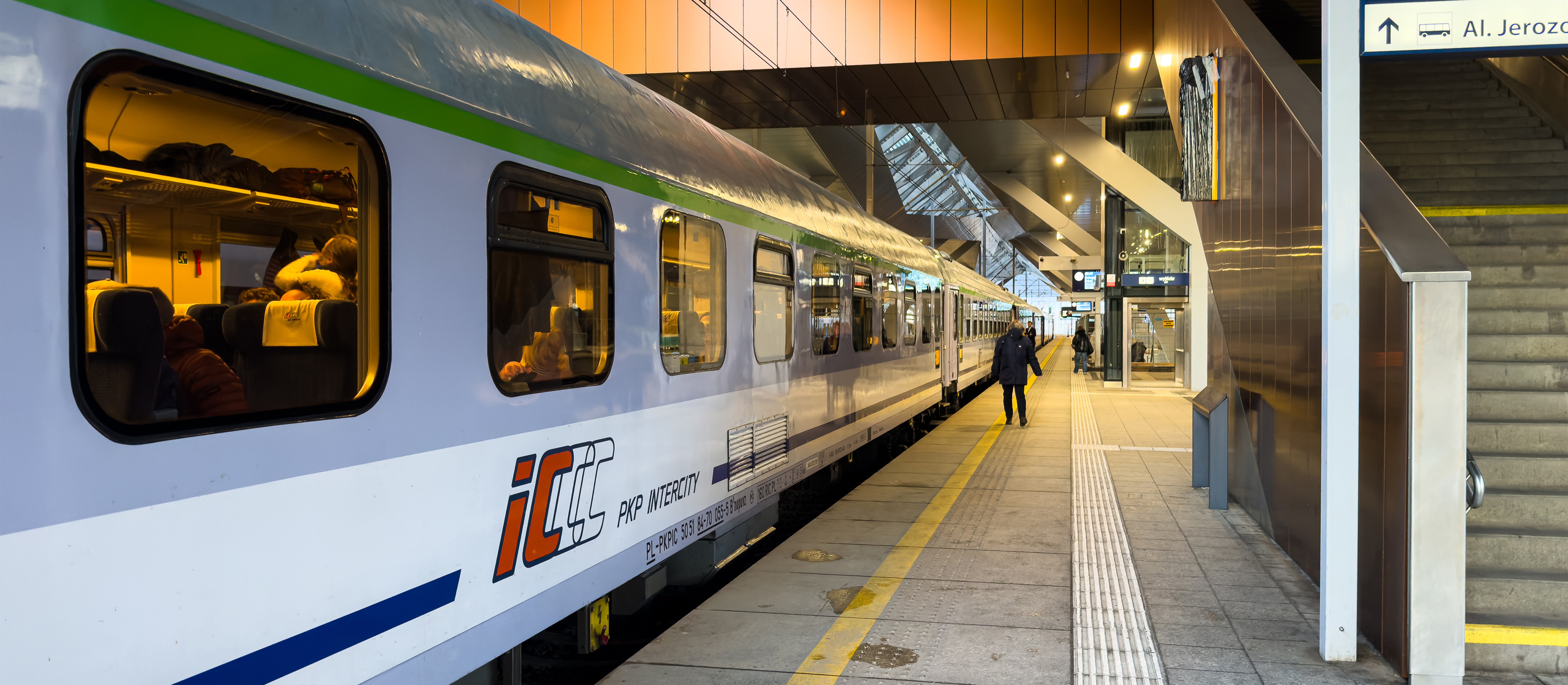 PKP Intercity zapowiada więcej pociągów i krótsze czasy przejazdów