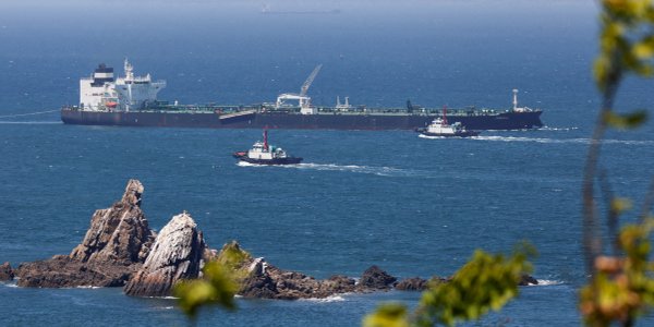 USA i Iran rozmawiają o cieśninie Ormuz, nie o bombie atomowej