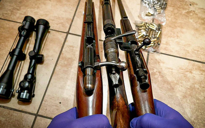 Gangi przemycają nielegalną broń z Niemiec, Francji, Belgii, Czech i z Niderlandów
