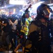 Trwające od czerwca protesty są brutalnie tłumione przez policję. Ich siła nie słabnie.