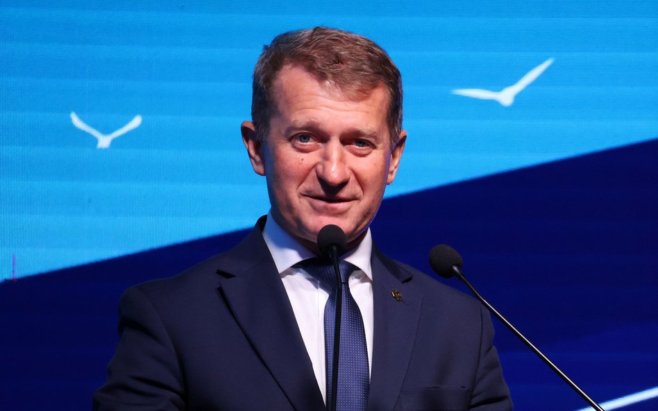 Ireneusz Raś, sekretarz stanu w Ministerstwie Sportu i Turystyki, liczy, że przekona senatorów i pos