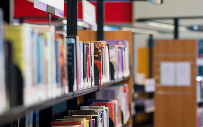 Samorządy inwestują w unowocześnianie bibliotek