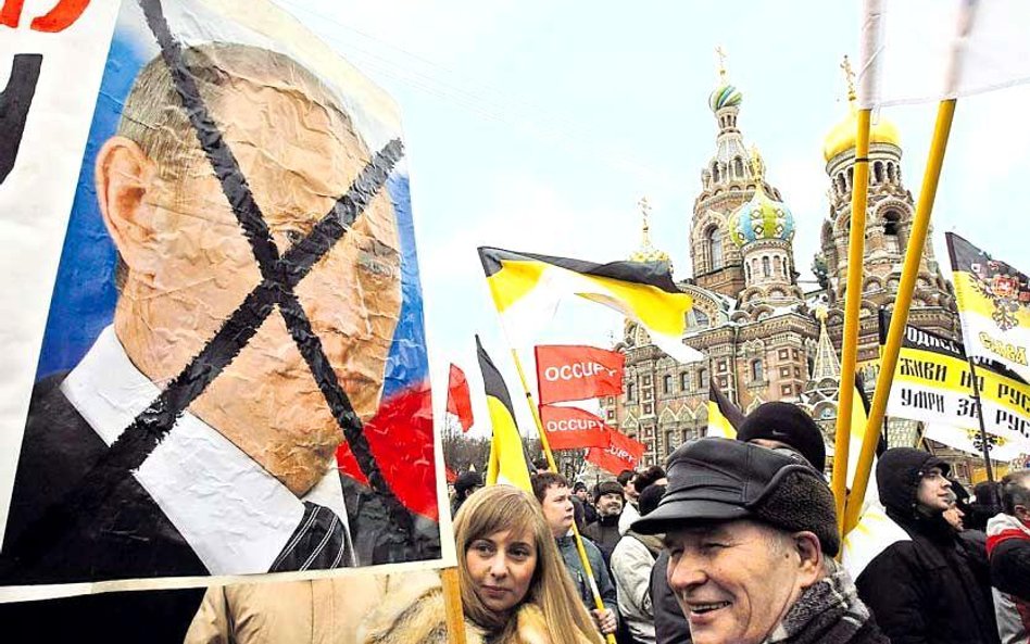 Opozycja protestuje przeciwko Putinowi (Petersburg, 25 lutego)