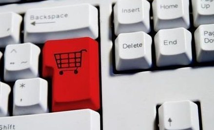 Konsumenci zadowoleni z e-sklepów