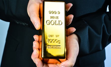 Czy bank centralny powinien brać się za handel złotem?