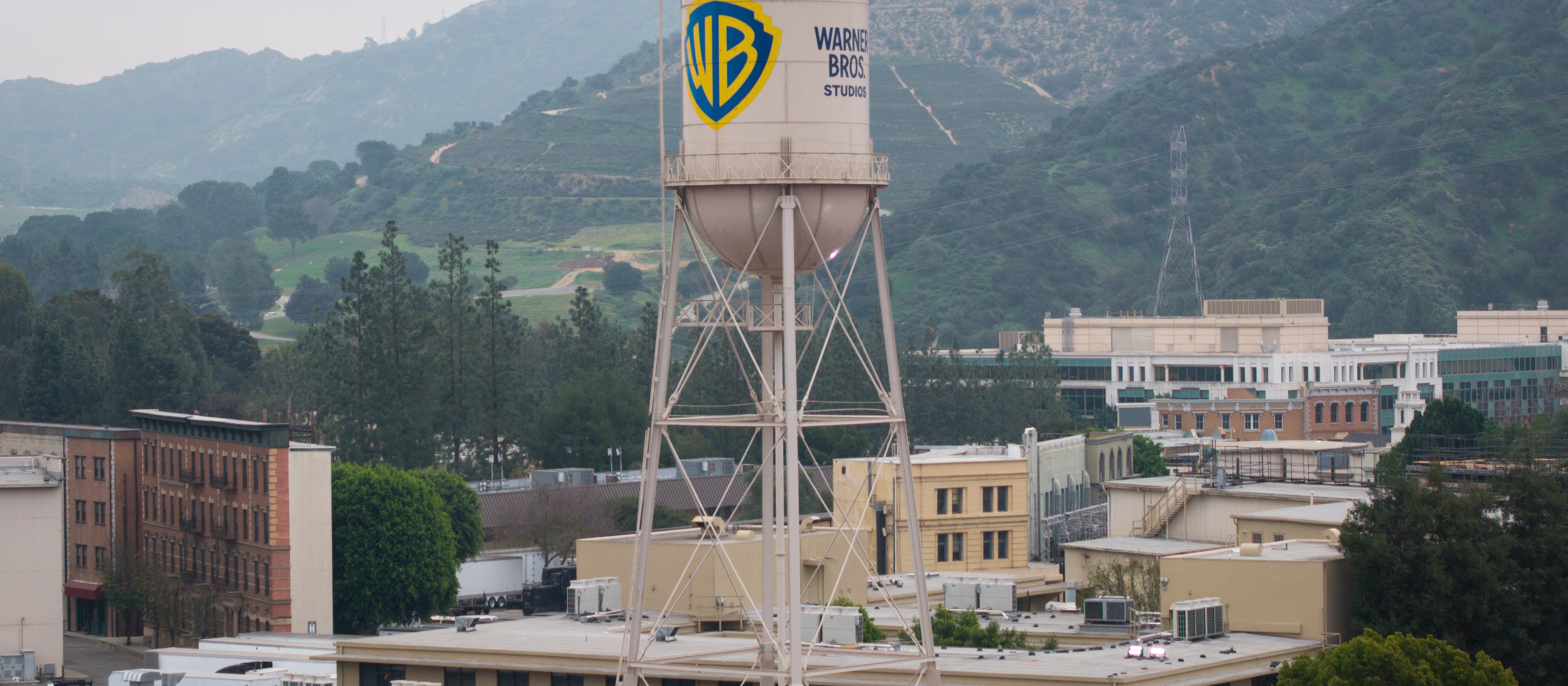 Przejęcie (jak) w amerykańskim filmie. Paramount kupuje właściciela TVN