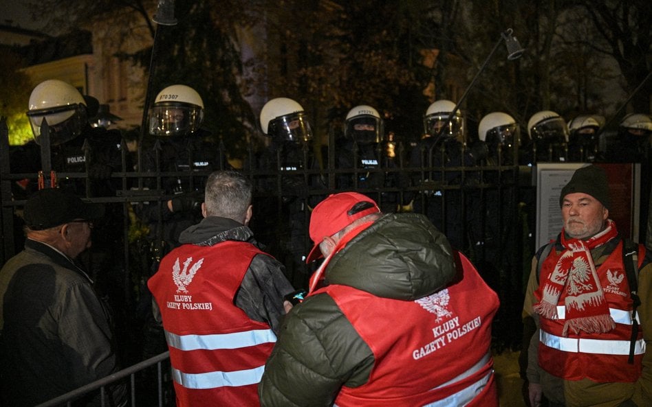 Chaos przed Trybunałem Konstytucyjnym. Posłanka PiS komentuje