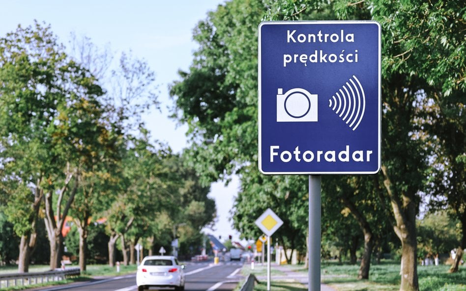 Kwestia dopuszczalnego przekroczenia prędkości, które nie skutkuje zarejestrowaniem wykroczenia prze