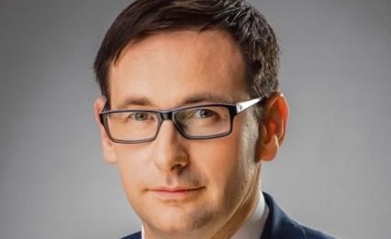 Daniel Obajtek, prezes PKN Orlen, przekonuje, że rozbudowa to wymierne korzyści dla całej grupy, reg