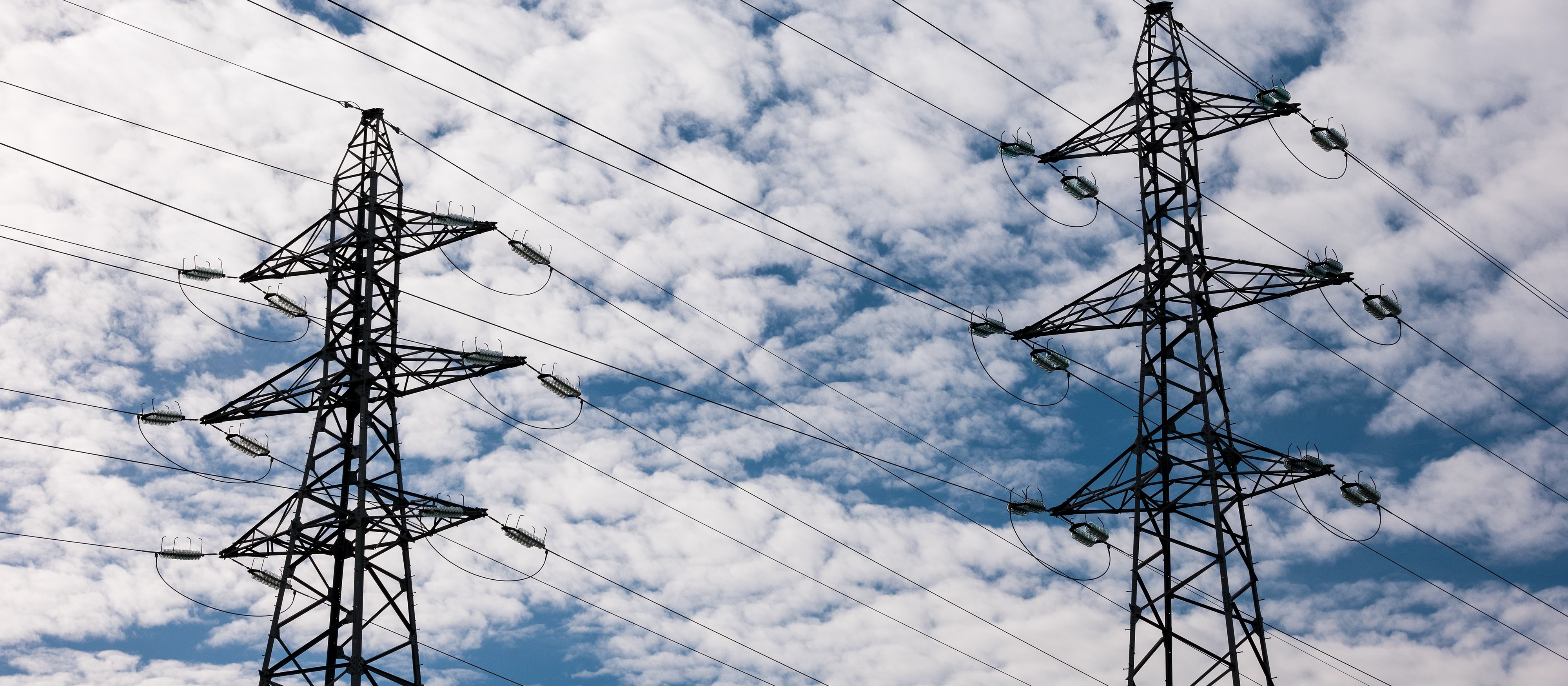 Ile kosztowałaby obniżka VAT na prąd? Trwa wojna na liczby, a nowe taryfy tuż tuż