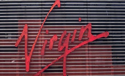 Play jednak kupuje Virgin Mobile