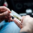 Uciekał autem pod wpływem marihuany. Czy wróci na drogę z blokadą alkoholową?