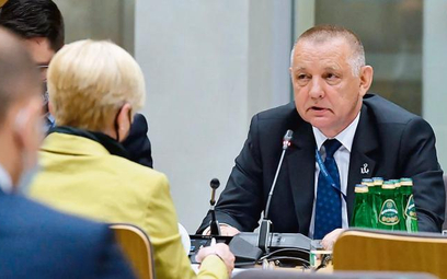 Marian Banaś nie odpowiadał na pytania opozycji, bo zamknięto posiedzenie Komisji