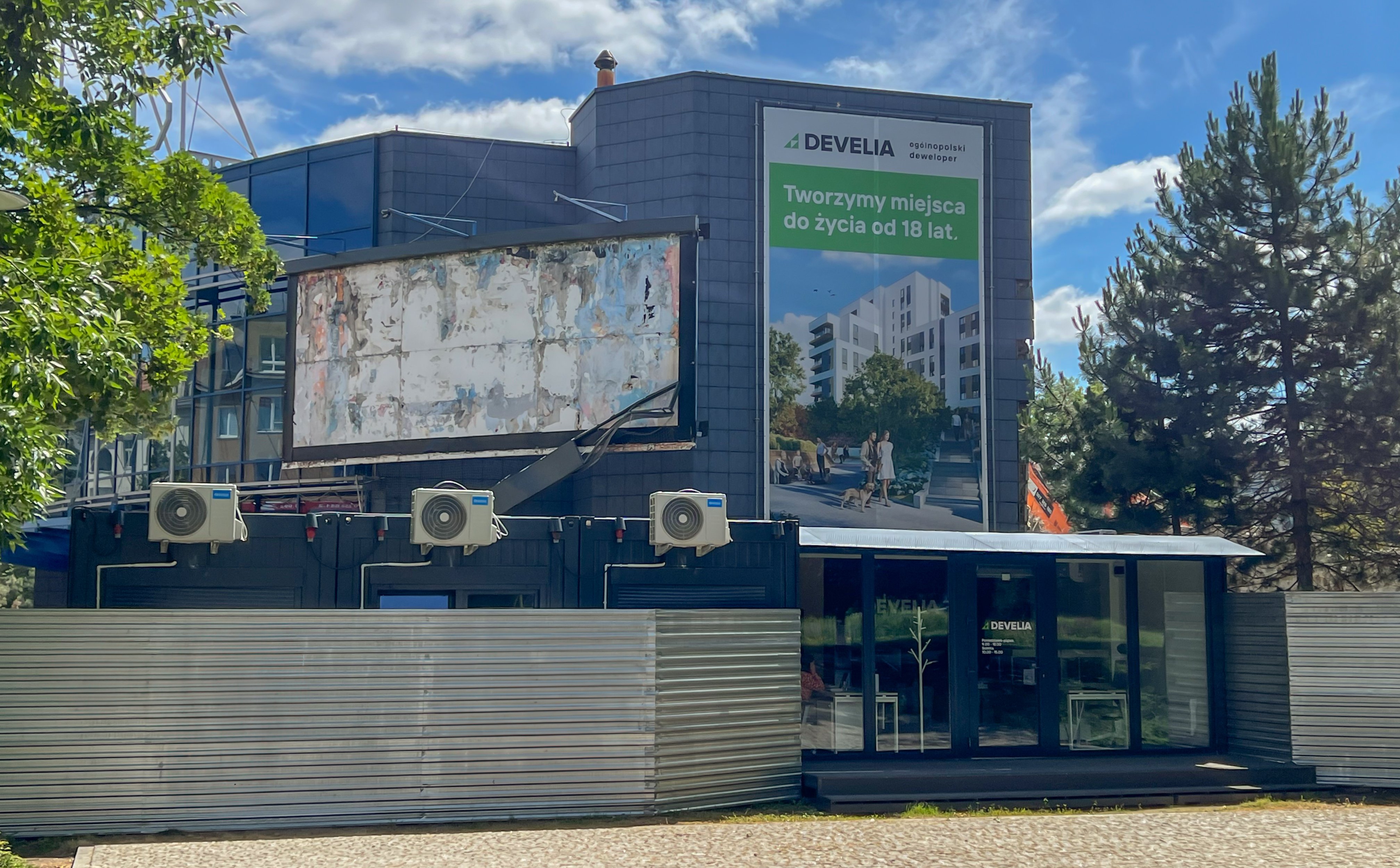 Kurs Develii bije rekordy. Co deweloper zyska w tym roku po przejęciu Bouyguesa?